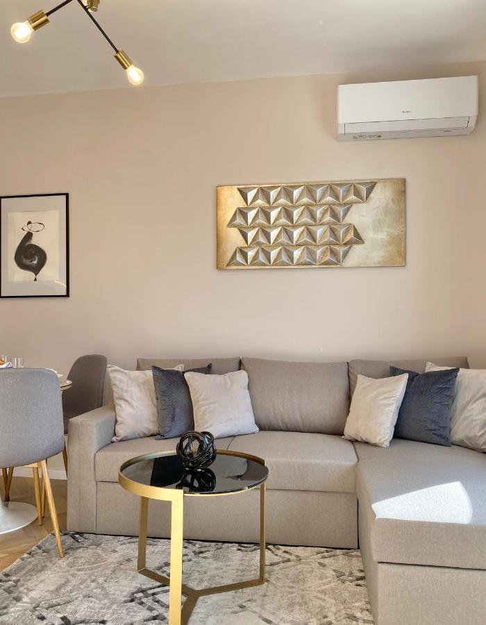Apartment Business & Family For 6 Guests With Free Parking *