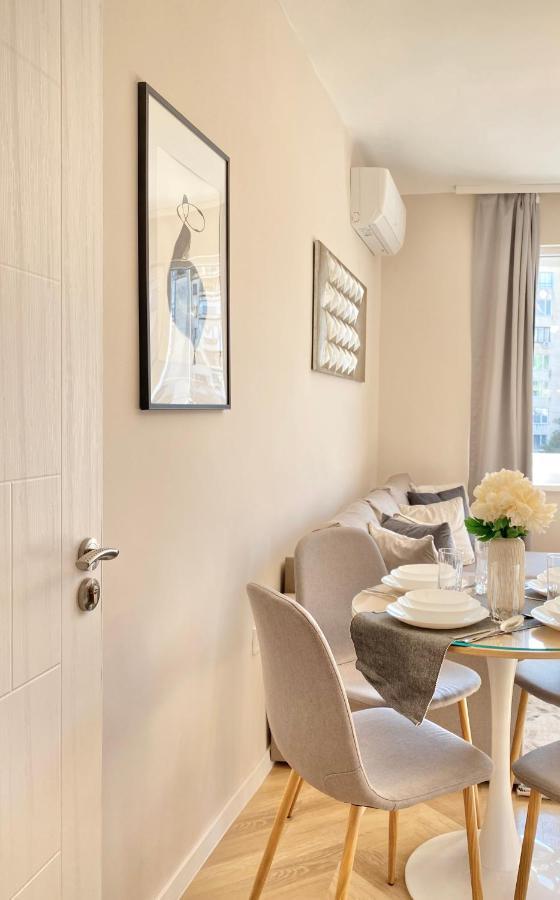 Business & Family For 6 Guests With Free Parking Apartment *