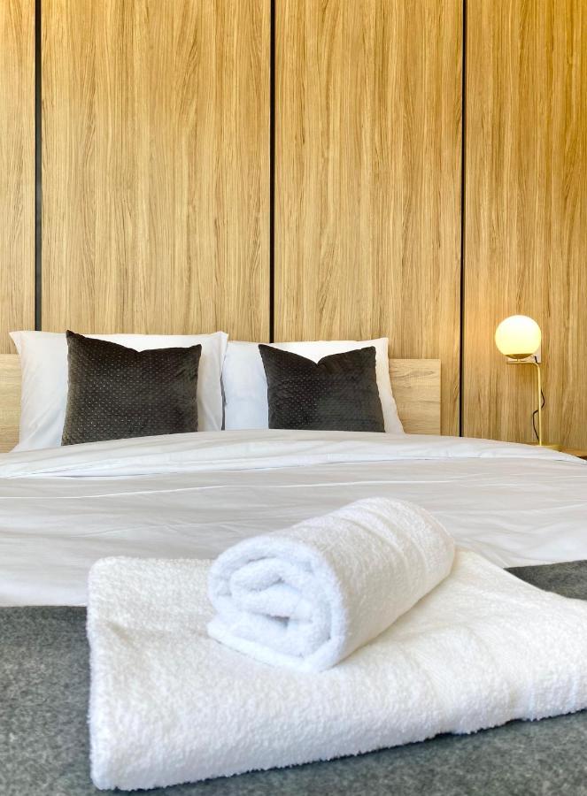 Business & Family For 6 Guests With Free Parking Apartment