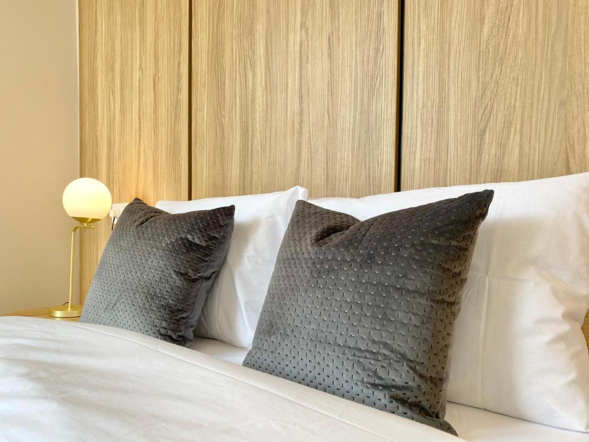 Business & Family For 6 Guests With Free Parking *